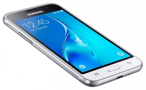 Смартфон Samsung Galaxy J1 (2016) SM-J120F/DS - фото - 1