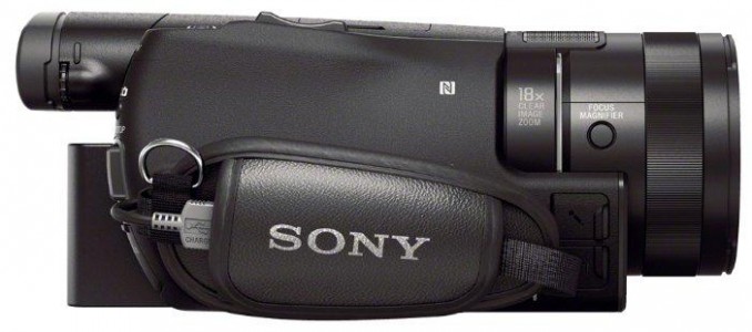 Видеокамера Sony FDR-AX100E - фото - 1